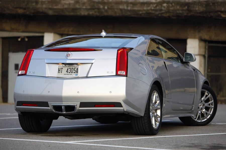 Cadillac CTS Coupe 2011