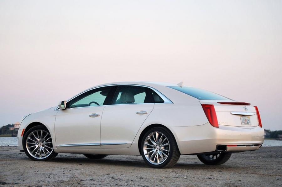 Cadillac xts 2014 года