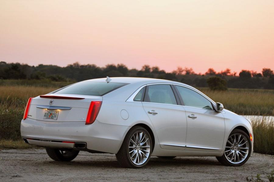 Cadillac xts 2014 года