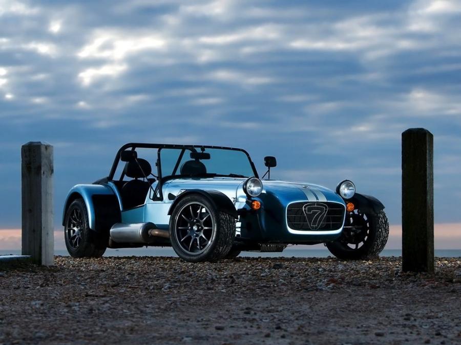 Caterham 7 CSR V Porsche. Спортивный автомобиль 7. Севен авто м6.