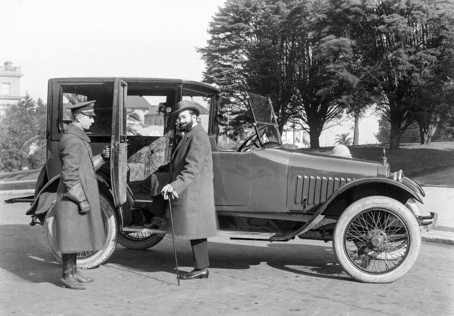 Автомобили Чалмерс. Chalmers car. Прекрасная эпоха картина с автомобилем 1910 год.