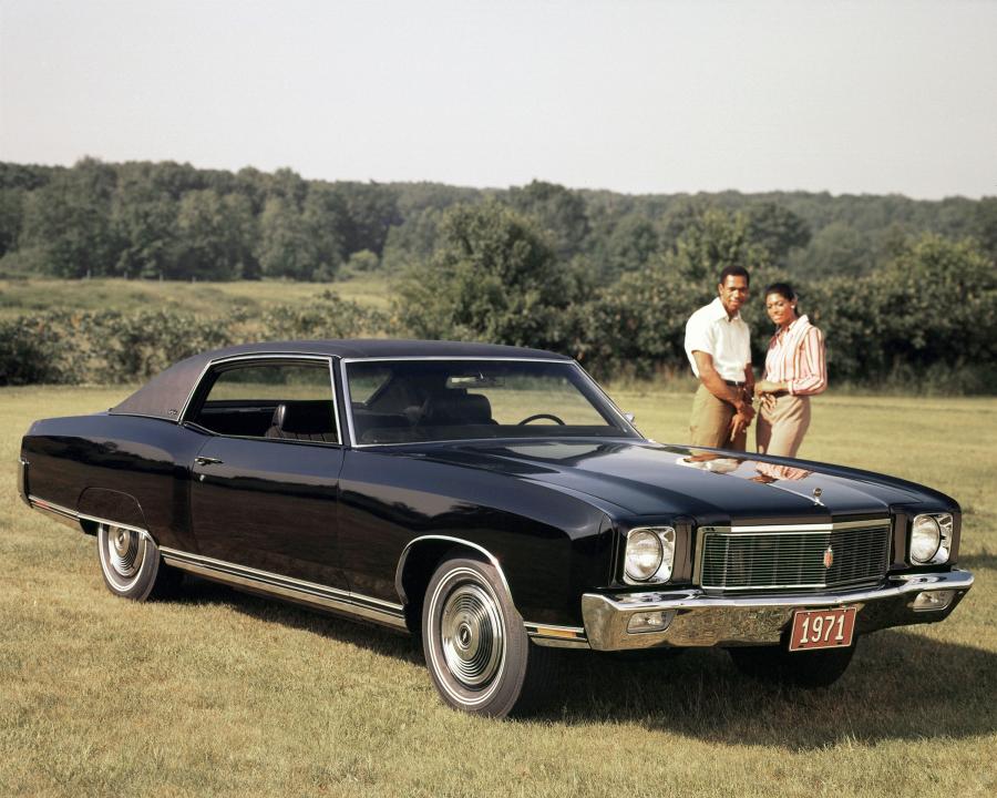 Chevrolet Monte Carlo (13857) 1971 года (фото 2 из 6). Назад. 