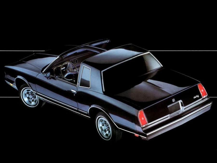 Chevrolet Monte Carlo T-Top 1981 года (фото 2 из 2). Назад. 