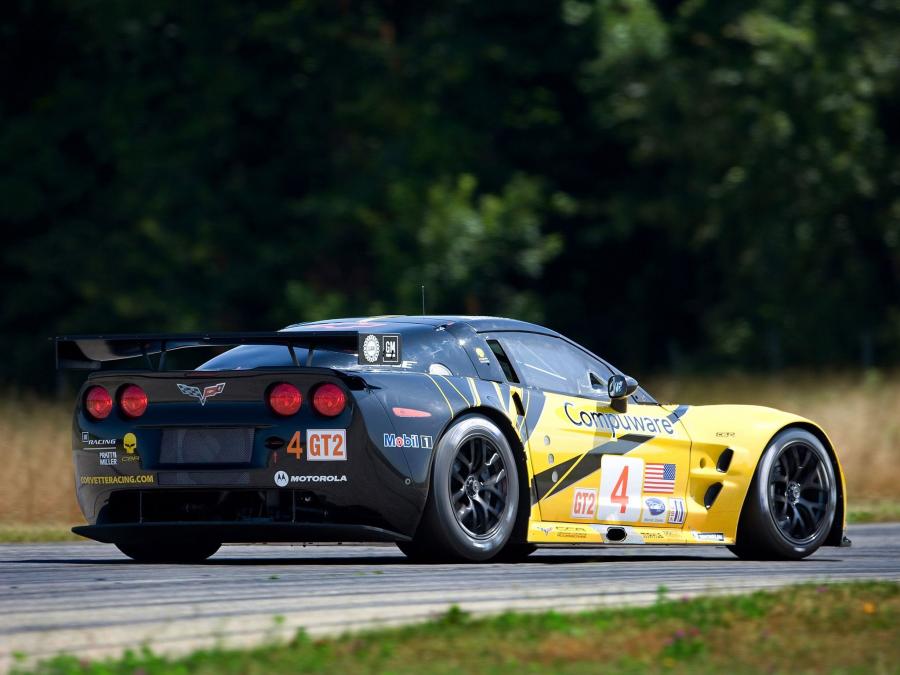 Chevrolet Corvette C6.R GT2 2009 года (фото 13 из 16). 