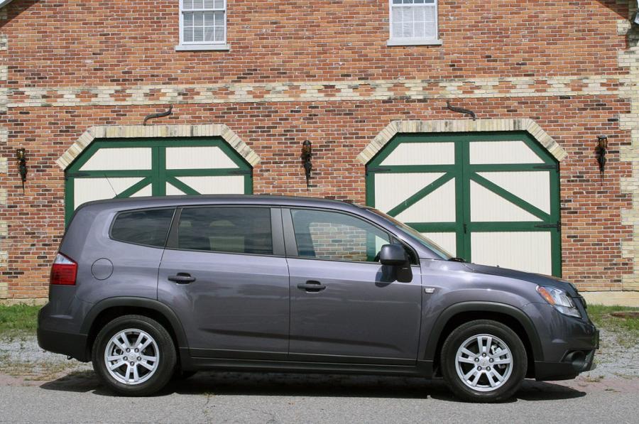 Chevrolet 2012. Габариты Шевроле Орландо 2012. Клиренс Шевроле Орландо 2012. Габариты Chevrolet Orlando, 2012. Габариты Шевроле Орландо 2012 год.