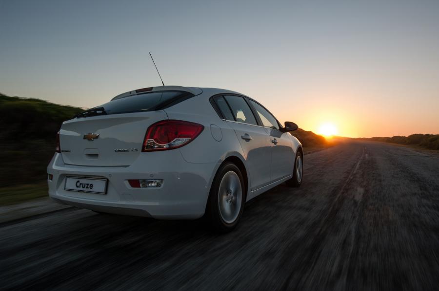 chevrolet cruze 2013 хэтчбек