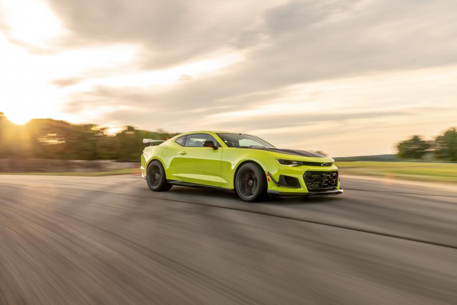 Chevrolet Camaro zl1 2017 Yellow