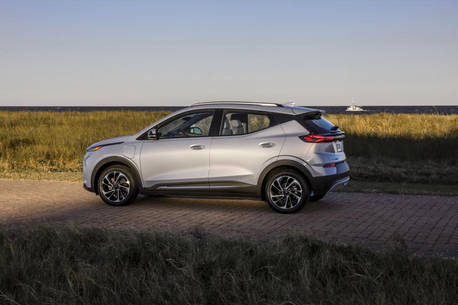  Chevrolet Bolt EUV 2021 года  (NA) (фото 2 из 12)