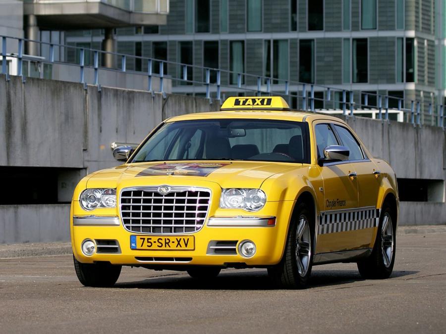 1. Chrysler 300C Taxi '2004. 