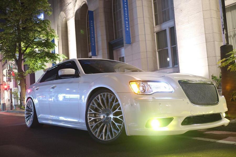 Chrysler 300c srt8 РѕР±РѕРё