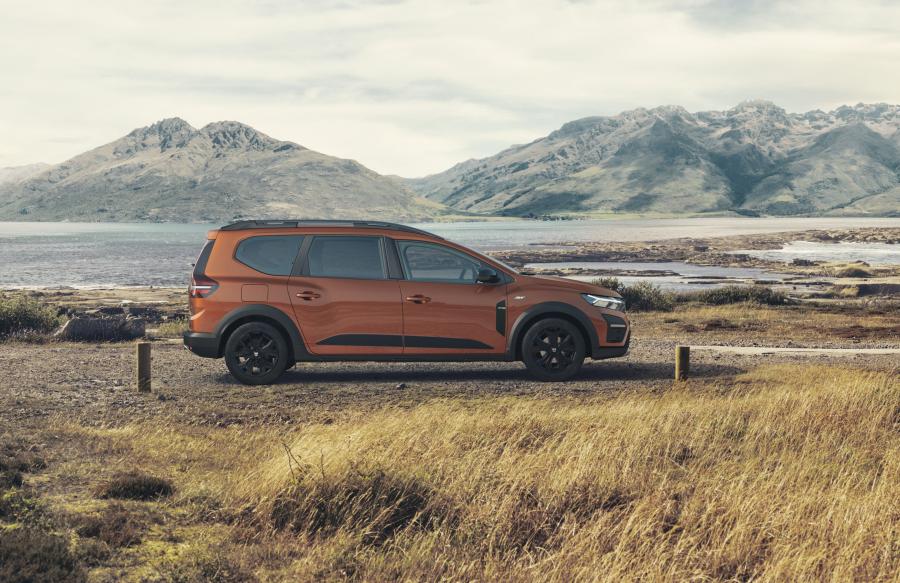 Dacia Jogger 2021 года  (фото 4 из 8)