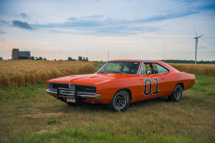 Dodge Charger придурки из Хаззарда