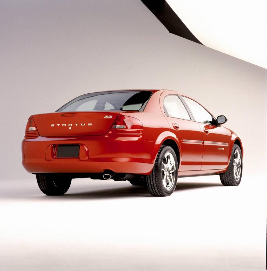 Dodge Stratus 2001 года выпуска. Фото 12. VERcity