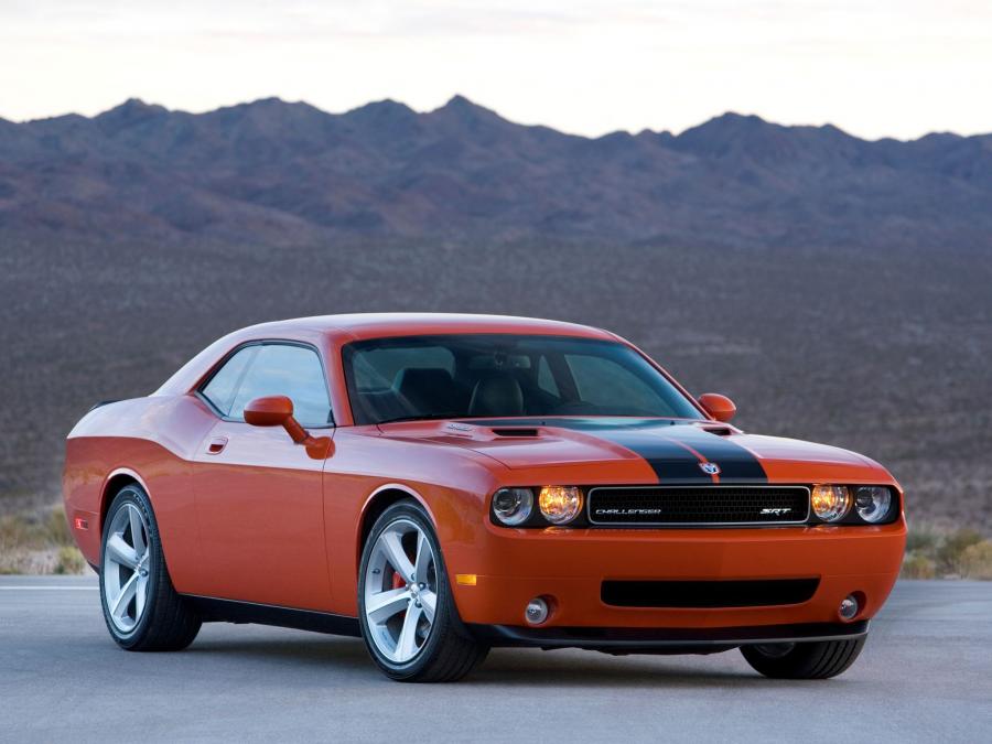 Dodge challenger фото