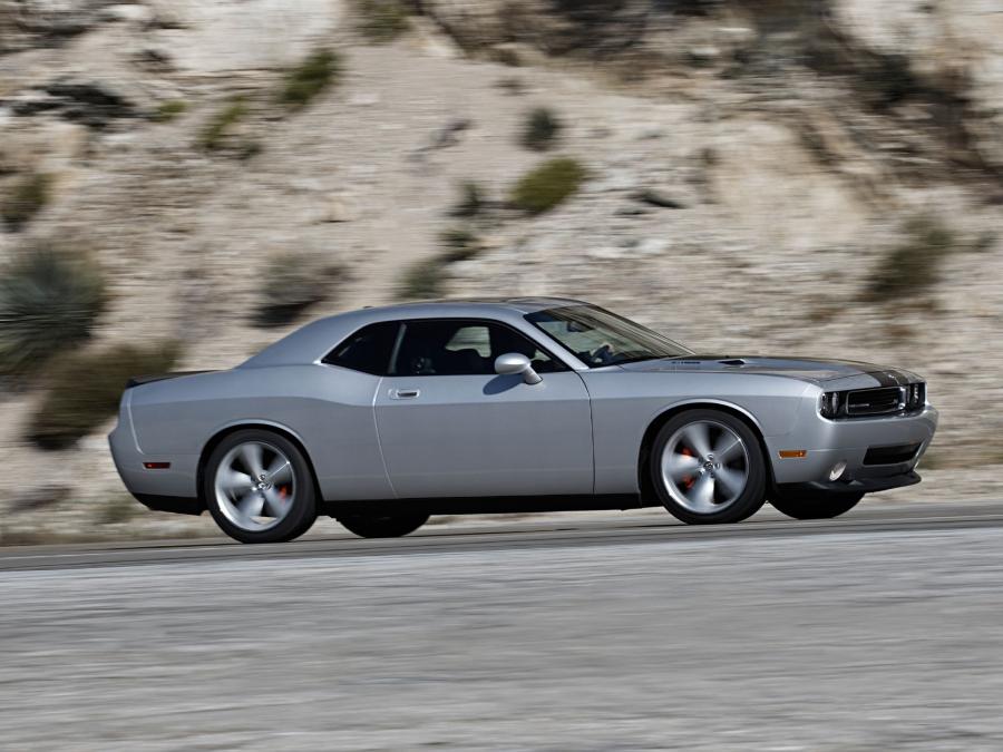 Dodge Challenger 2008 года