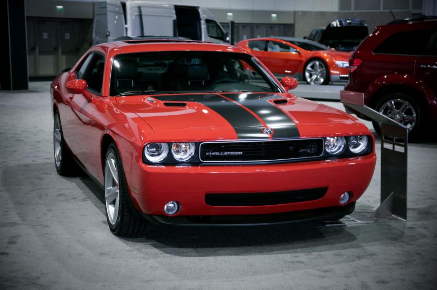 Dodge Challenger srt8 2008