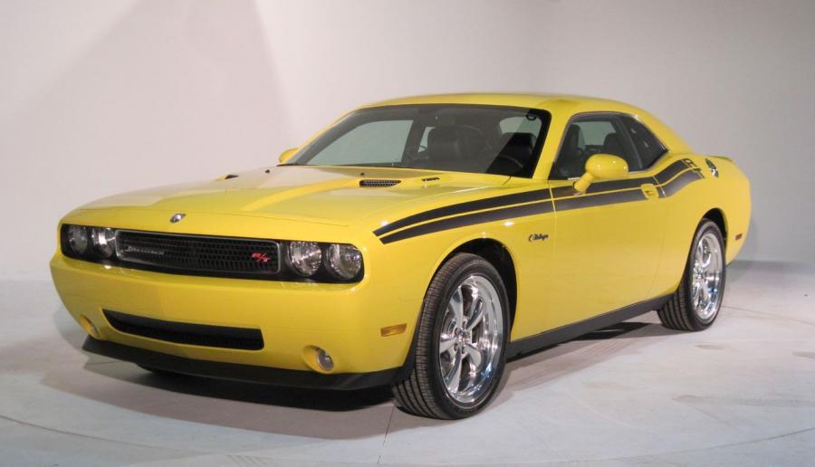 Dodge Challenger Yellow Jacket