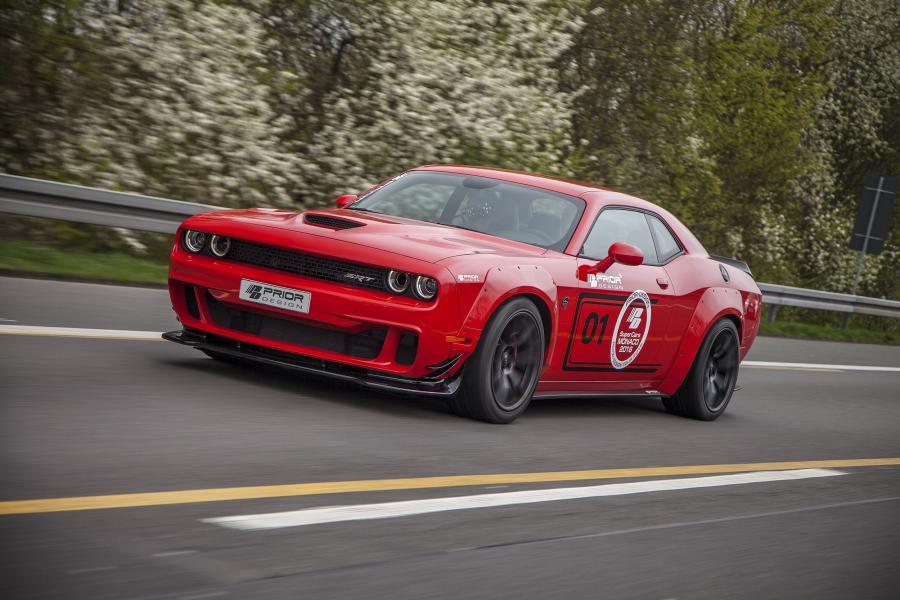 Hellcat dodge Challenger тюнингованный