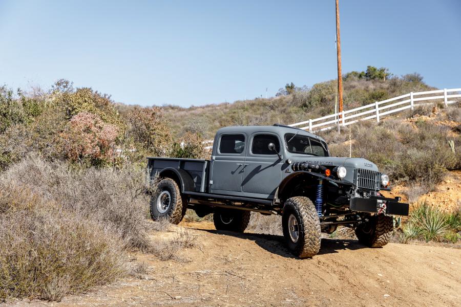 Dodge Power Wagon d200