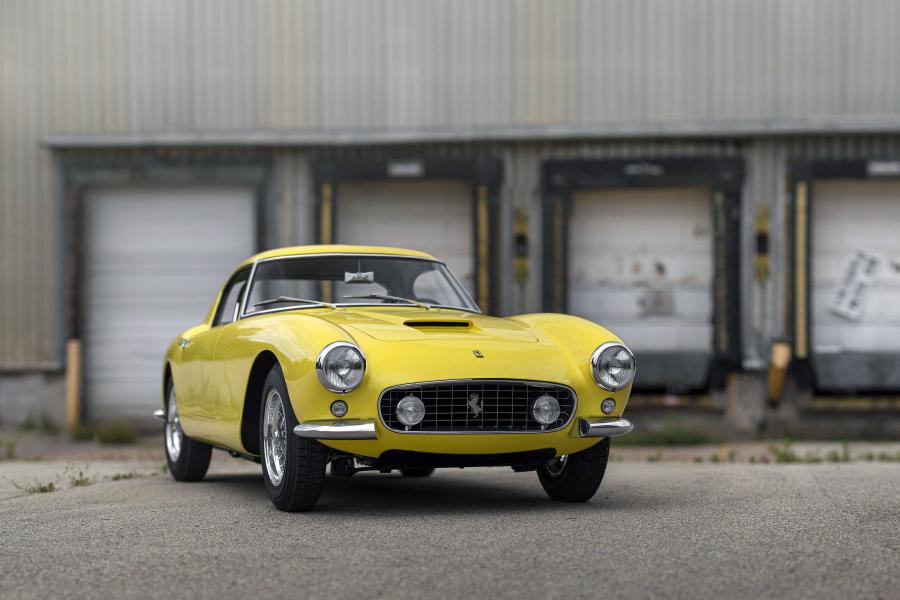 Ferrari 250 gt Berlinetta SWB желтая