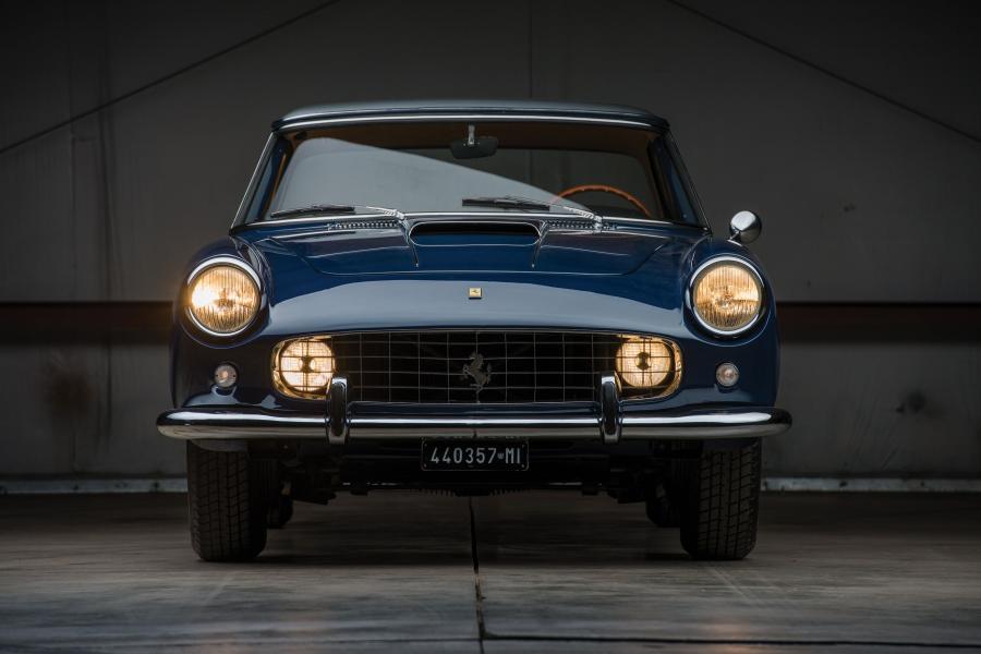 Ferrari 250 gt Pininfarina