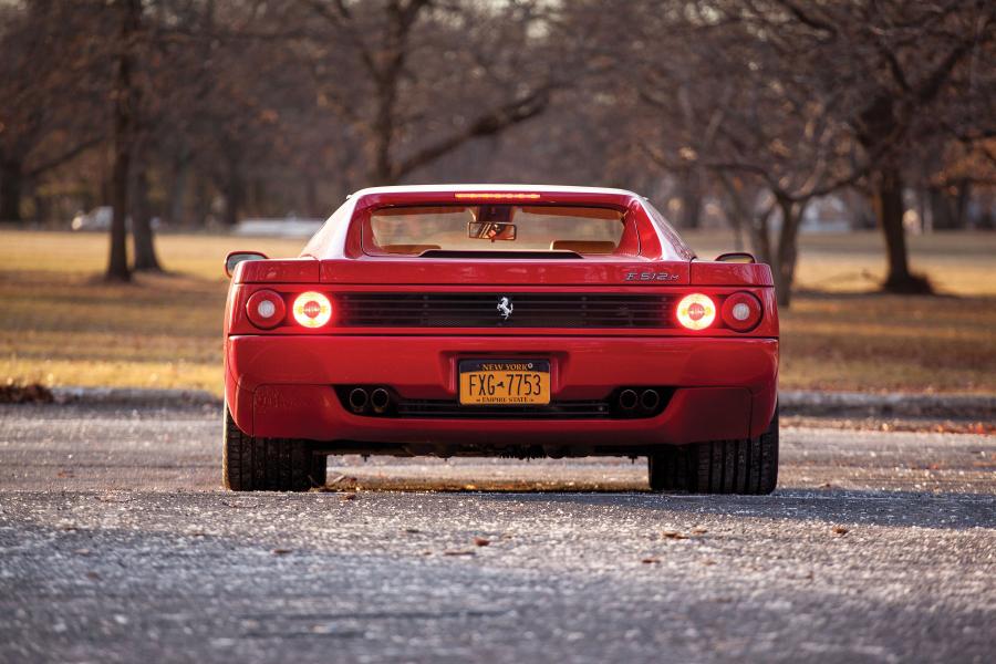 Ferrari f512m желтая