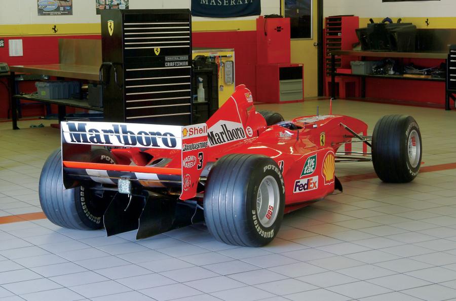 Шумахер Ferrari f2002