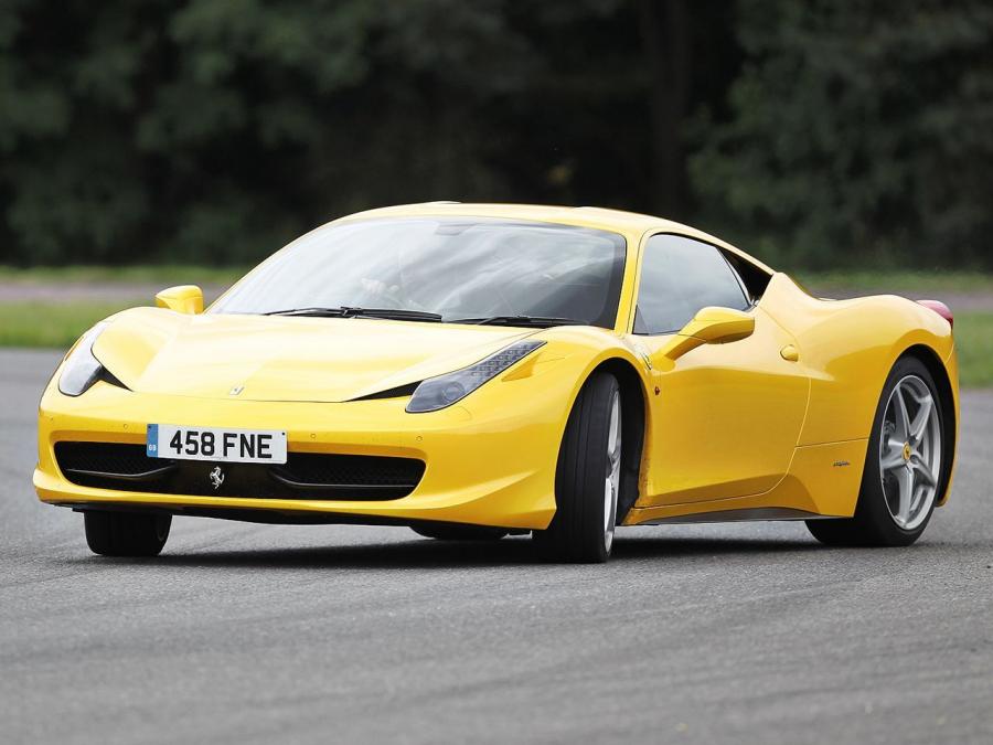 Ferrari 458 Italia Рё Lamborghini