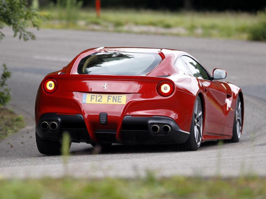 First car автомобиль Ferrari f12