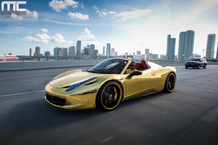 Ferrari 458 Spider Gold