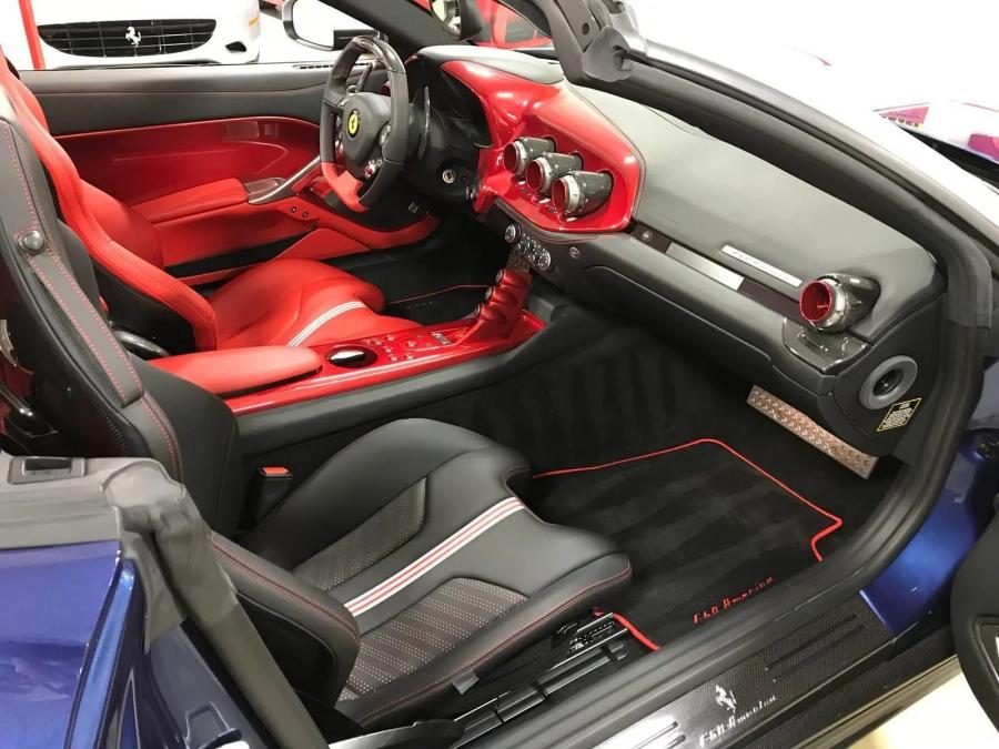 Ferrari f12 Red Interior