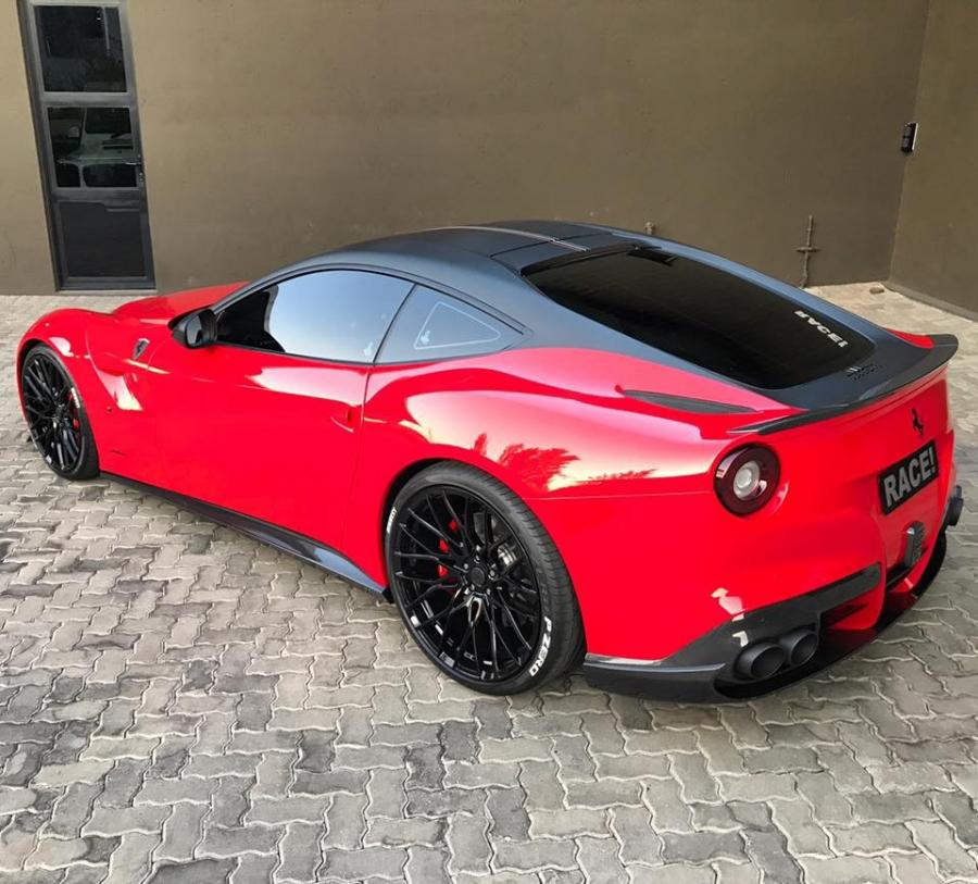 Ferrari f12 Berlinetta Novitec