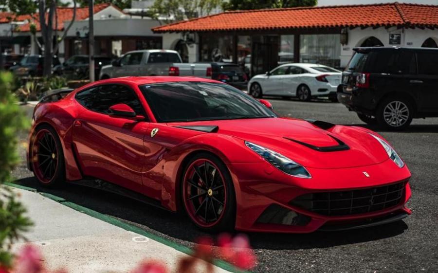 Ferrari f12 Novitec