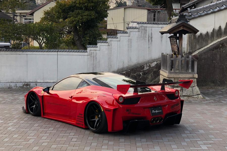 Ferrari 458 Italia Liberty walk