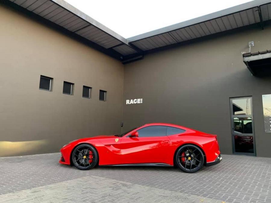 Ferrari f12 Berlinetta Novitec