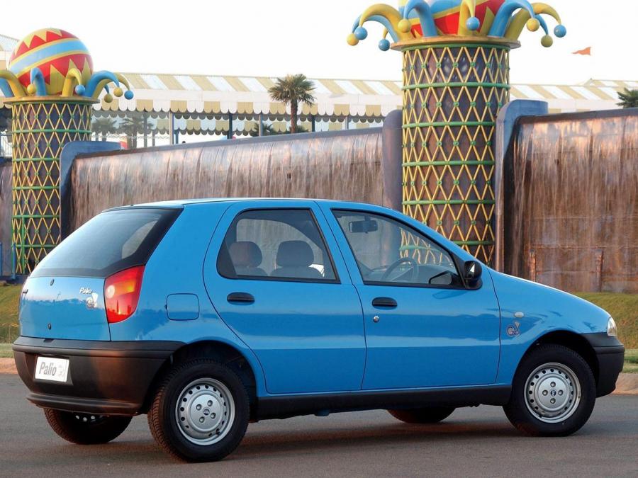 Ряд автомобилей Fiat Palio