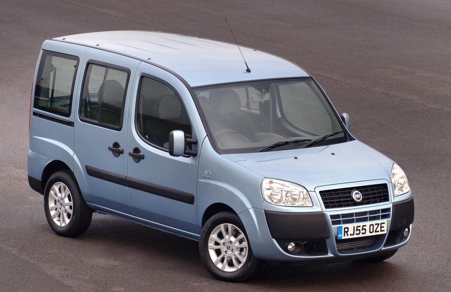 Автомобиль Fiat Doblo Panorama