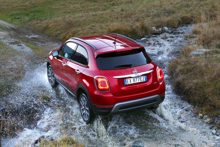 Паркетники всех марок фото и цена Fiat 500X Cross 2014 года выпуска. Фото 13. VERcity