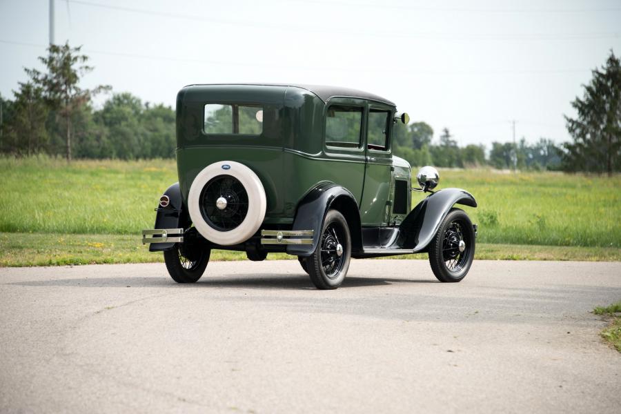 Ford model a 1930 sedan