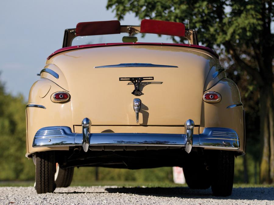 Ford super Deluxe Convertible