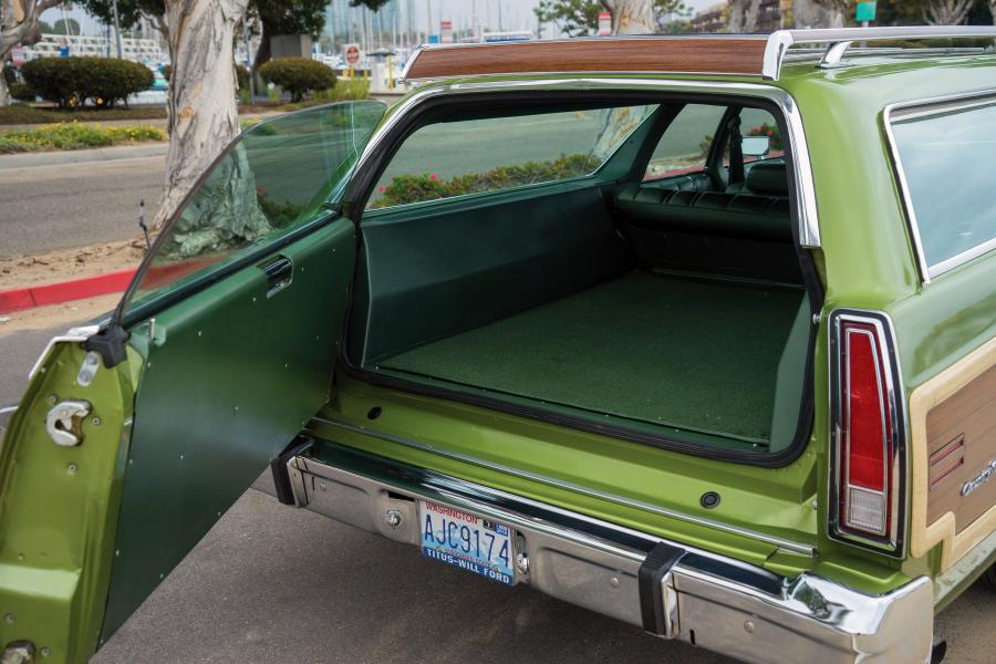 Ford Country Squire Station Wagon 1967