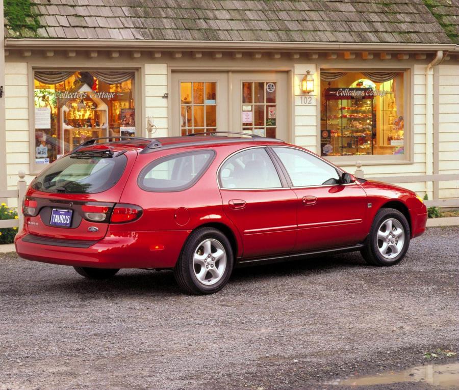 Ford Taurus 5