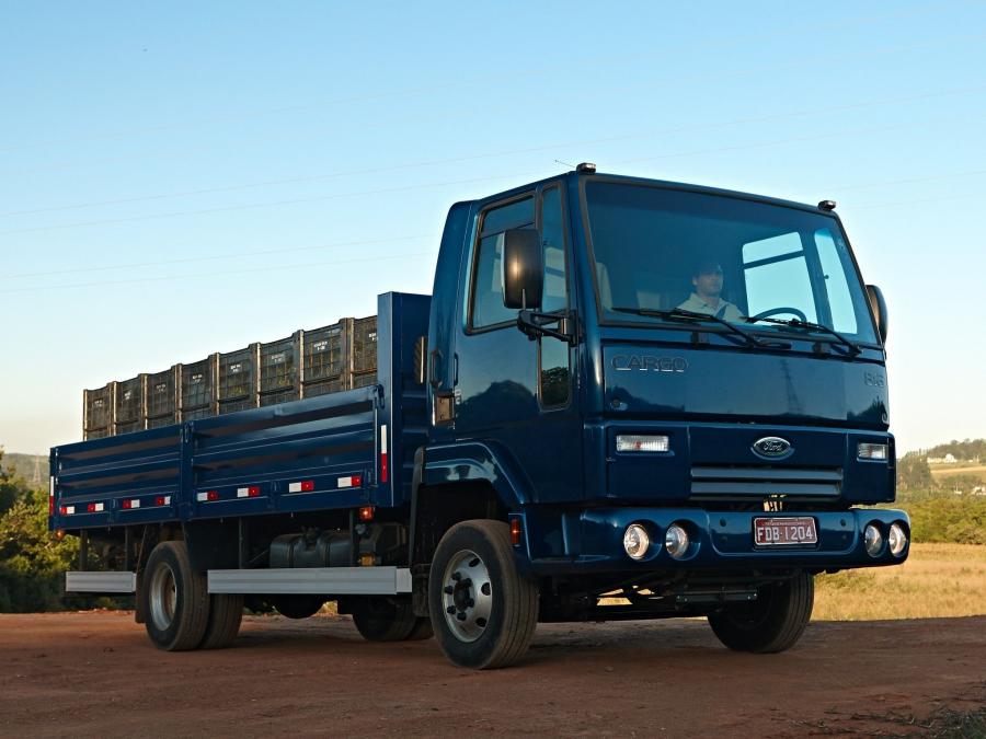 Ford Cargo c1215