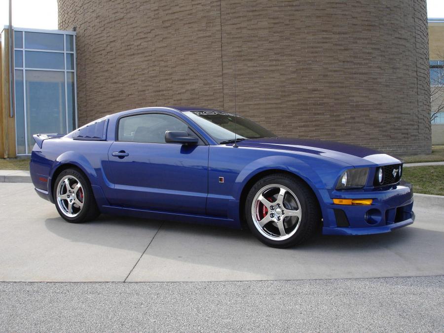 Ford Mustang v 2005