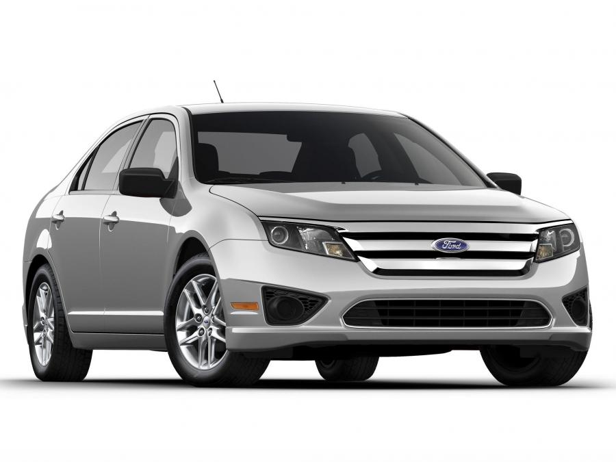 Ford Fusion 2010 седан