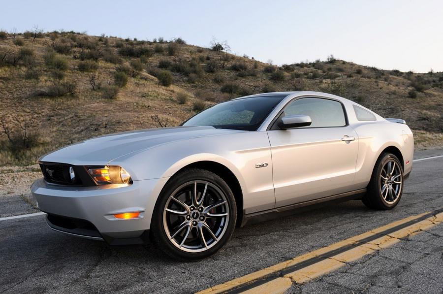 Ford Mustang gt 2011