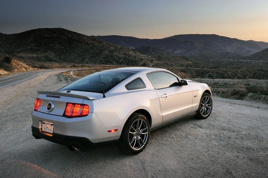 Ford Mustang 2011