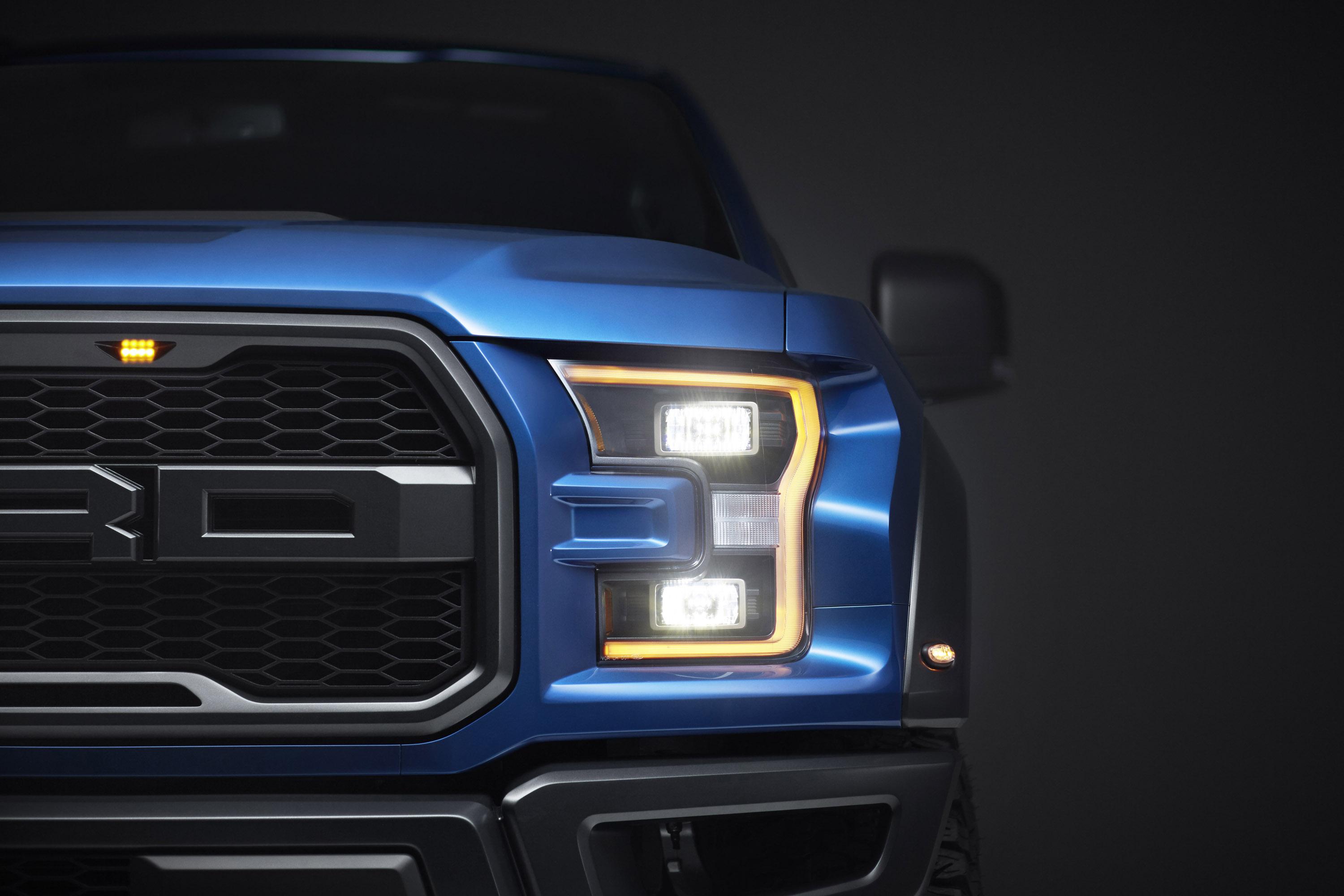 Ford F-150 Raptor 2015 года выпуска. Фото 20. VERcity