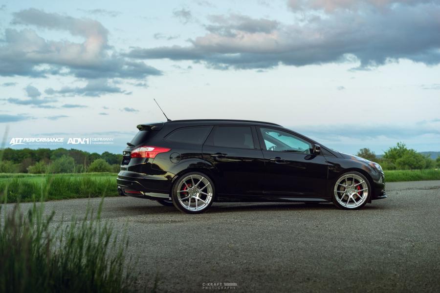 Ford Focus 2 stance универсал