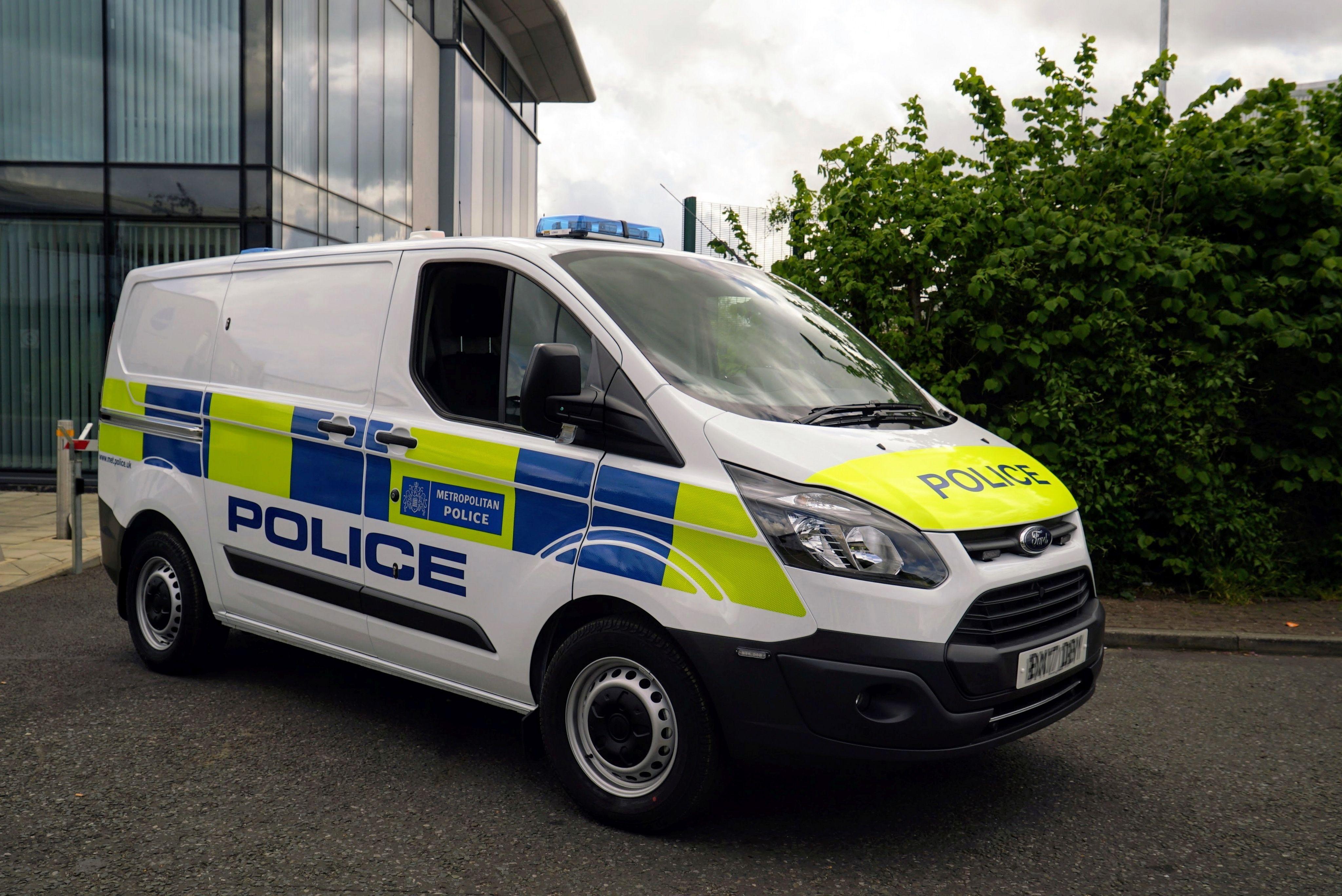 Ford Transit Custom PHEV Police 2016 года выпуска для рынка ...